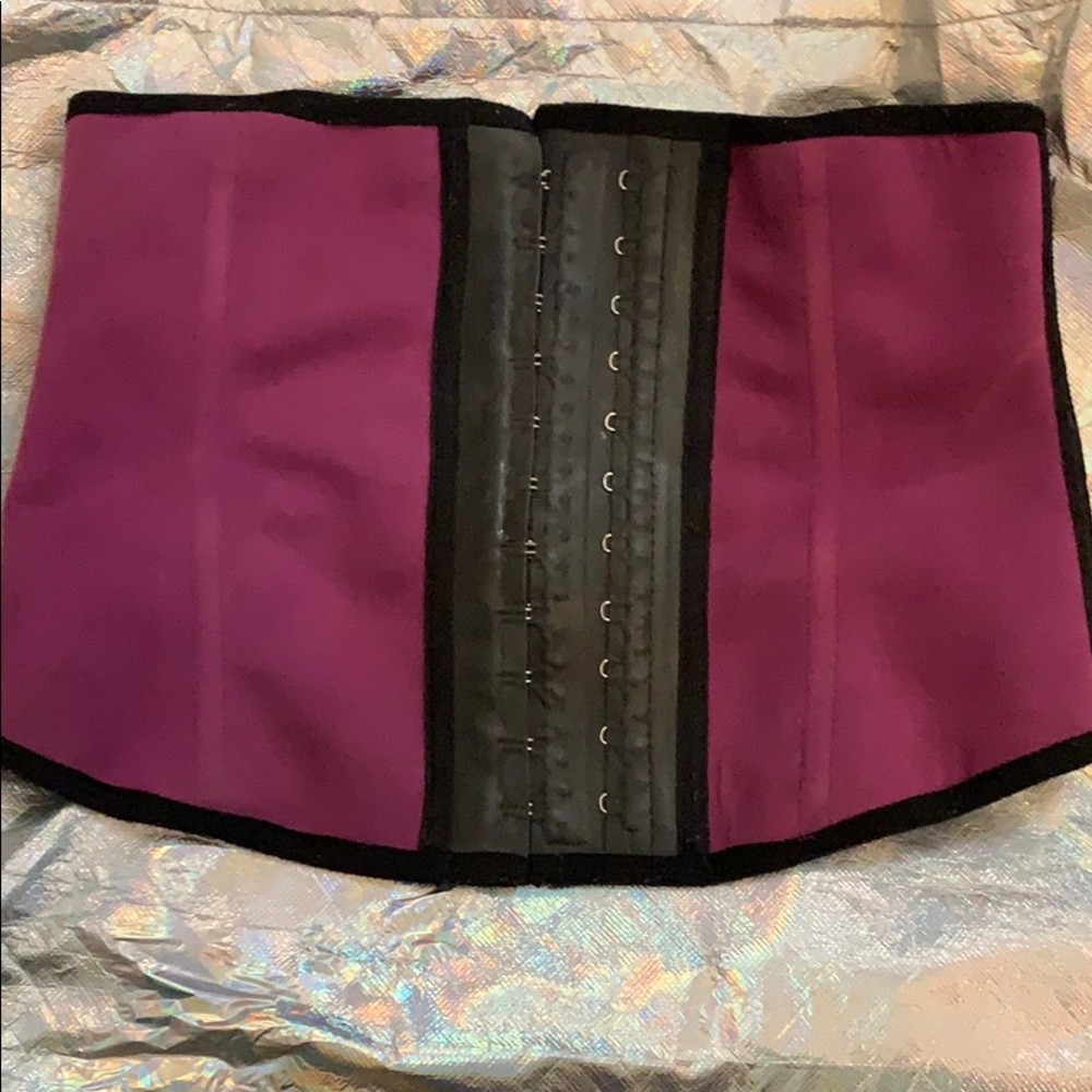 Size 36 Waist trainer. USED!